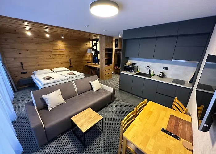 U Hromovky スピンドレルフ・ムリン